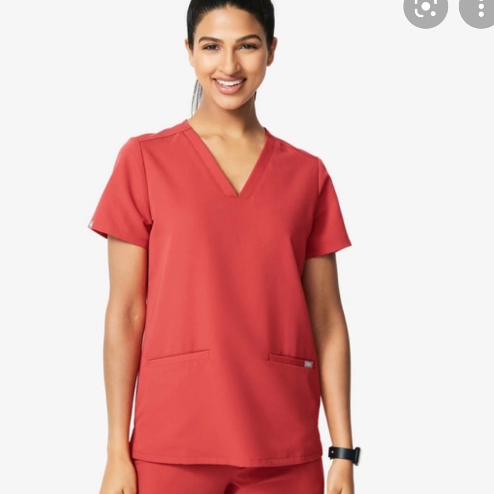 Clay Figs Scrubs